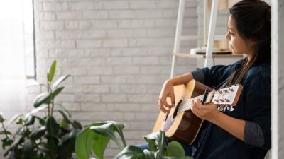 A Practical Guide for Beginners: How to Create Unique and Meaningful Simple Songs
